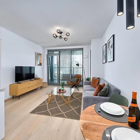 Apartamento Eurovea Tower Downtown View, Parking Bratislava